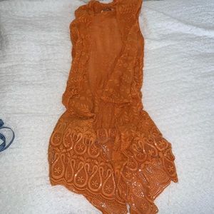 🤍Orange Flowy Vest 🤍